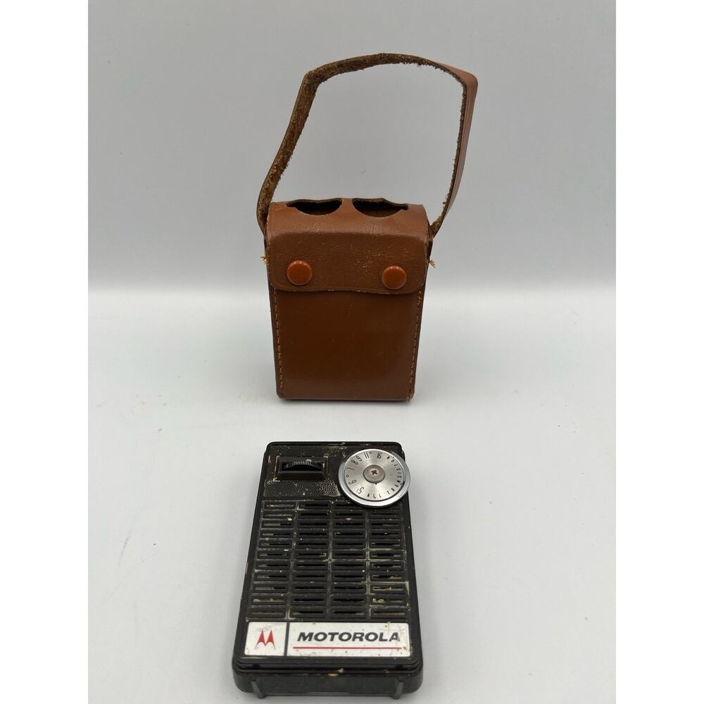 Vintage 1961 Motorola X23E Transistor Radio With Original Case